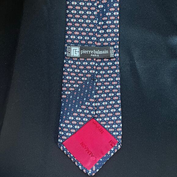 Vintage Balmain Paris Made in France 100% Silk Tie Navy Geometric Pattern - Picture 4 of 5